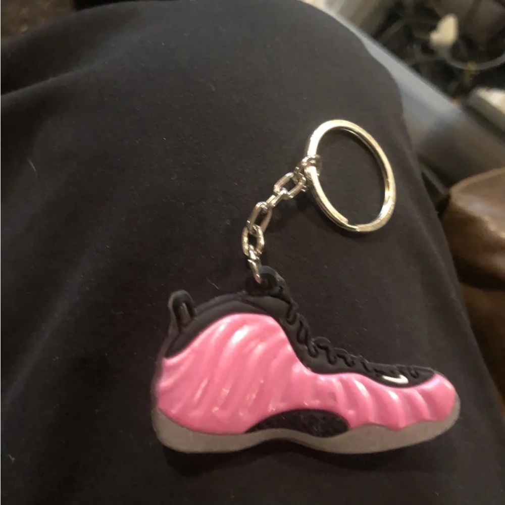 PINK NIKE FOAMPOSITE KEYCHAIN KEYRING